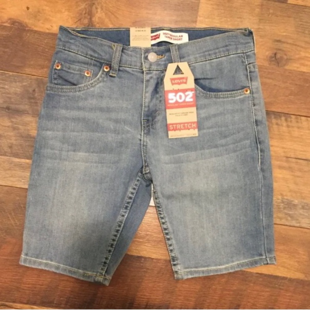 New Levi’s 502 shorts